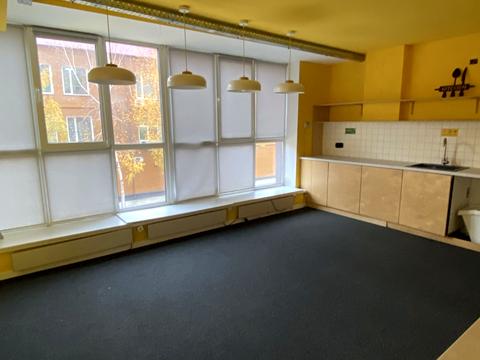 комерційна за адресою Жилянська вул., 104/24