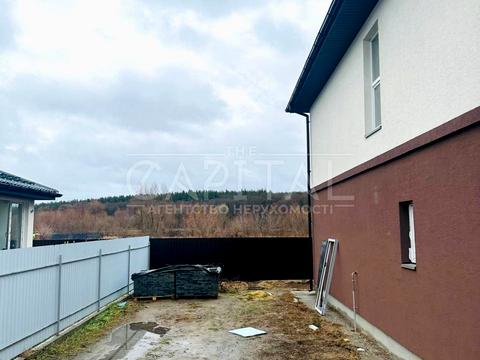 будинок за адресою Лозова