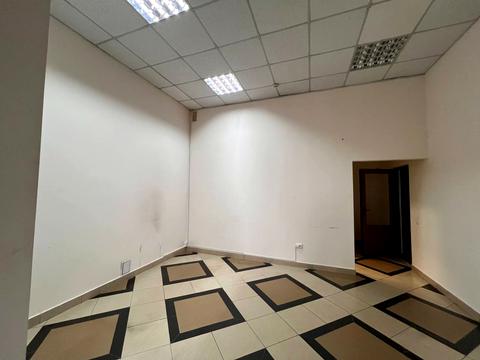 комерційна за адресою Залізнична вул., 9а