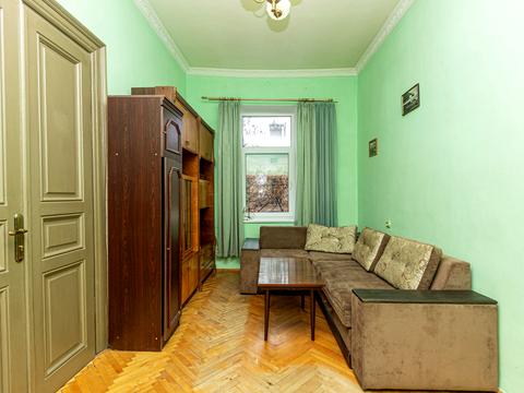 квартира за адресою Шептицьких вул., 37