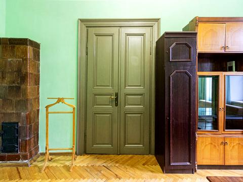 квартира за адресою Шептицьких вул., 37