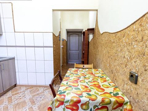 квартира за адресою Шептицьких вул., 37