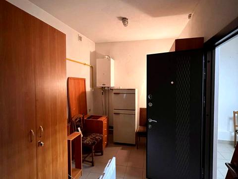 комерційна за адресою Залізнична вул., 9а