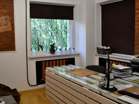 комерційна за адресою Микільсько-Слобідська вул., 6