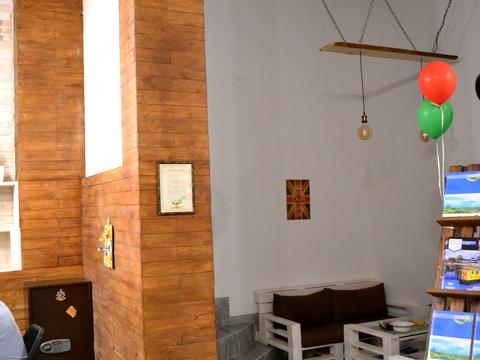 комерційна за адресою Микільсько-Слобідська вул., 6