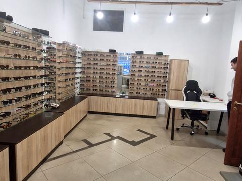 комерційна за адресою Микільсько-Слобідська вул., 6