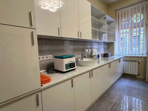 комерційна за адресою Зелена, 34