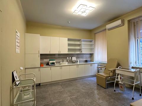 комерційна за адресою Зелена, 34