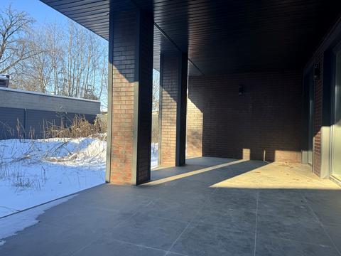 дом по адресу Евгения Коновальца ул.