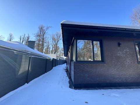 дом по адресу Евгения Коновальца ул.