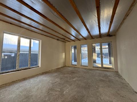 дом по адресу Евгения Коновальца ул.