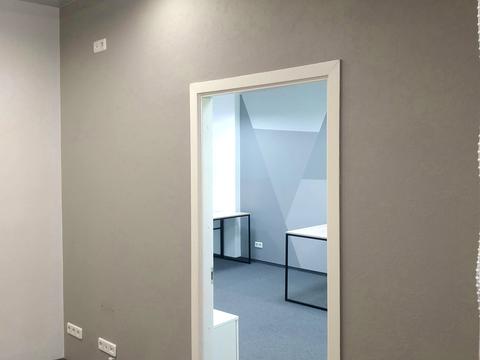 комерційна за адресою Володимира Івасюка просп. (Героїв Сталінграду), 4