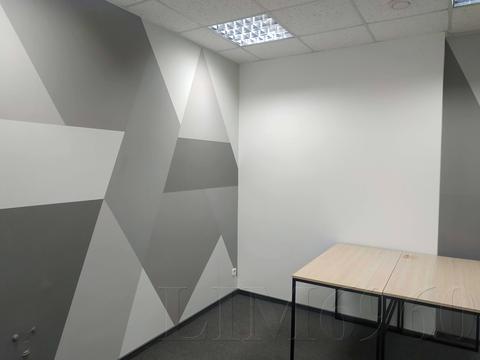 комерційна за адресою Володимира Івасюка просп. (Героїв Сталінграду), 4