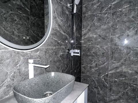 дом по адресу Олеся Гончара ул. (Корнійчука), 144