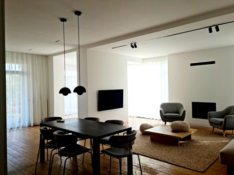 будинок за адресою Богдана Хмельницького вул.