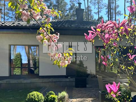 будинок за адресою Азовська вул. (Ново-Лермонтова)