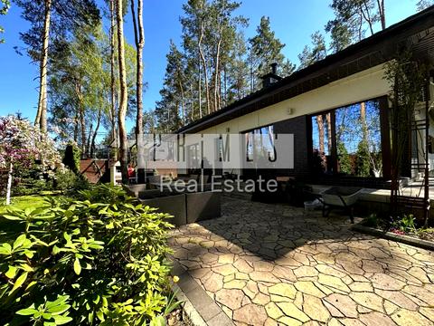 будинок за адресою Азовська вул. (Ново-Лермонтова)