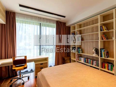 будинок за адресою Набережна вул.