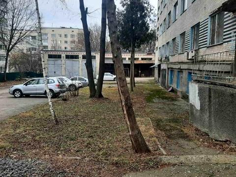 участок по адресу Будівельників ул., 23