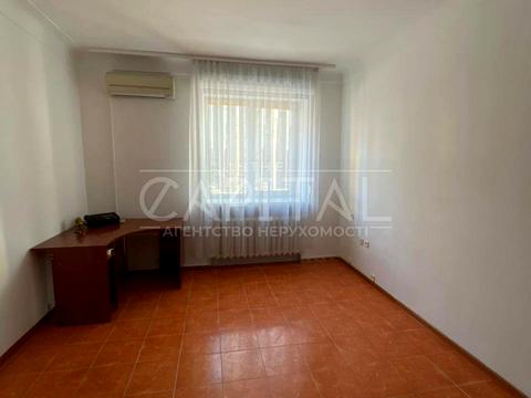 комерційна за адресою Велика Васильківська вул. (Червоноармійська), 134