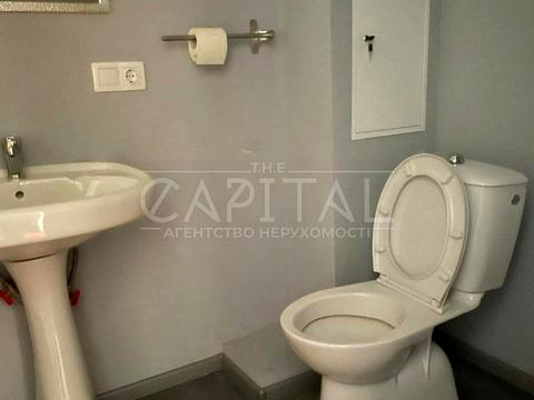 комерційна за адресою Велика Васильківська вул. (Червоноармійська), 134