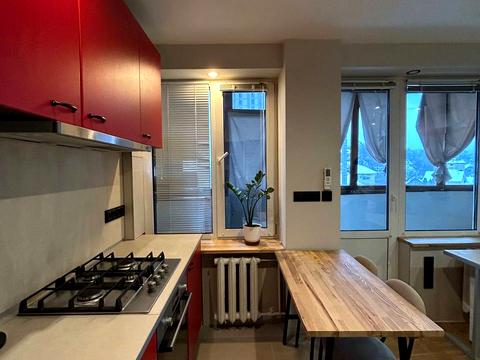 квартира за адресою Київ, Монтажників вул., 1