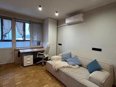 квартира за адресою Київ, Монтажників вул., 1