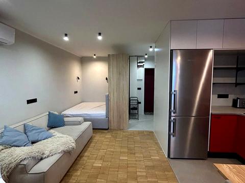 квартира за адресою Київ, Монтажників вул., 1