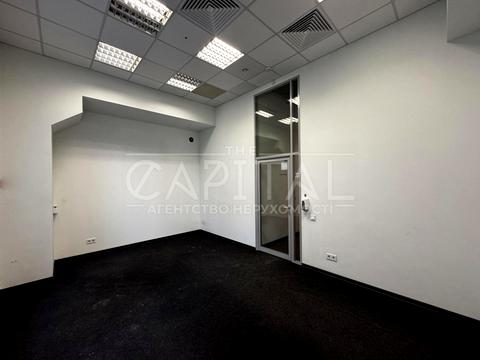 комерційна за адресою Охтирська вул., 7