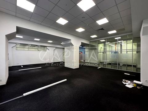 комерційна за адресою Охтирська вул., 7