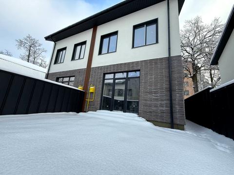 будинок за адресою Академіка Ромоданова вул. (Льва Толстого)