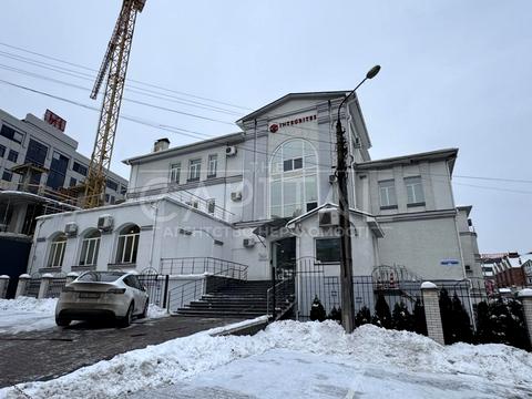 комерційна за адресою Добровольчих Батальйонів вул. (Панфіловців), 1