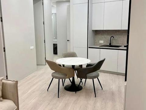 квартира за адресою Богдана Хмельницького вул., 58-А