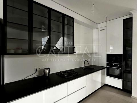 будинок за адресою Євгена Коновальця вул., 49