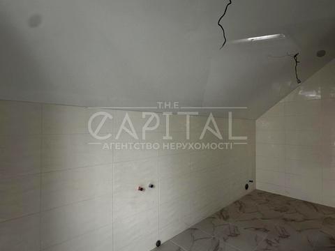 будинок за адресою Євгена Коновальця вул., 49