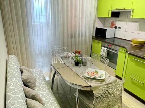 квартира за адресою Миколи Міхновського бульв. (Дружби народів), 14-16