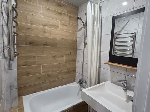 квартира по адресу Вячеслава Черновола ул., 14/16