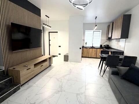 будинок за адресою щаслива, 18