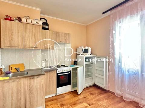 квартира за адресою Ревуцького вул., 54