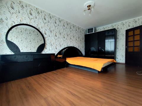 квартира за адресою Євгена Чикаленка вул., 60/2