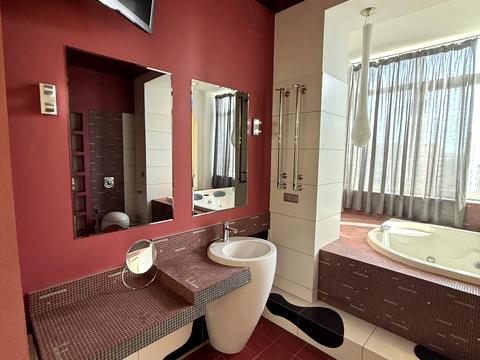 квартира за адресою Молочна вул. (Кірова), 11