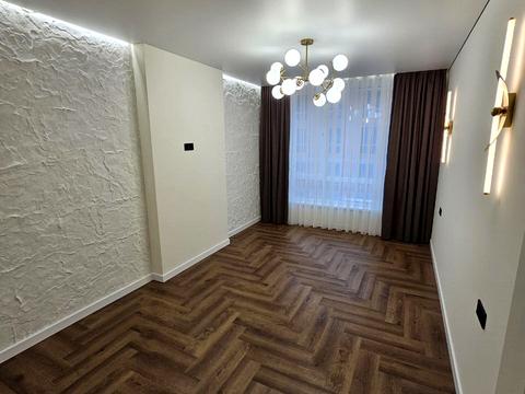 квартира за адресою Романа Левицького вул., 4