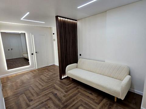 квартира за адресою Романа Левицького вул., 4