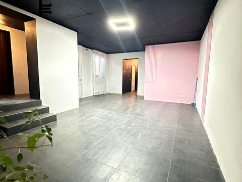 комерційна за адресою Братська вул., 24