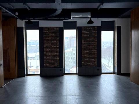 комерційна за адресою Мечникова вул., 19