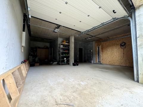 дом по адресу Карпатская ул.