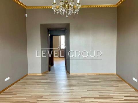 комерційна за адресою Шота Руставелі вул., 23