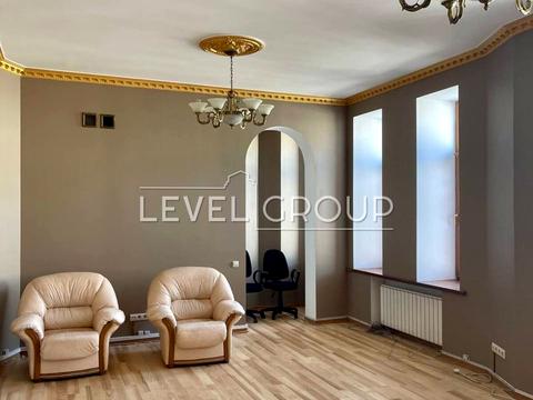 комерційна за адресою Шота Руставелі вул., 23