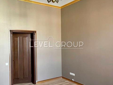 комерційна за адресою Шота Руставелі вул., 23