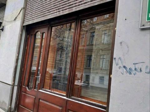 коммерческая по адресу Нижанковского ул., 2/4